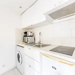 Apartament Urbain Equipe - Face Au Metro 2