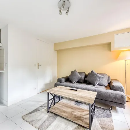 Urbain équipé - Face Au Métro 2 Appartement